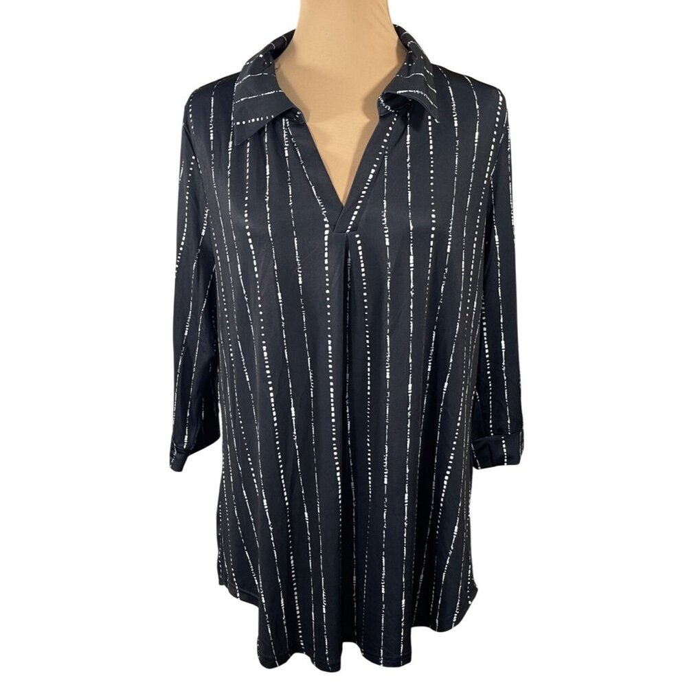 Bulotus Top Shirt Blue Black Print Size 2XL V-Neck Collared Womens